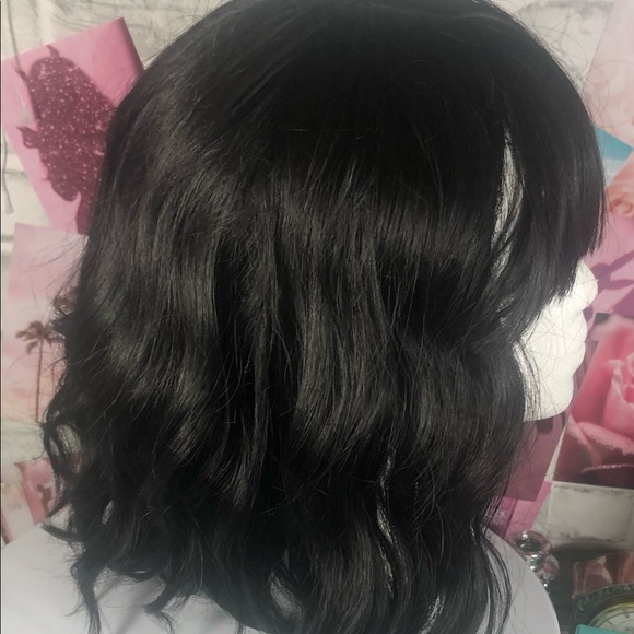 Darkest Brown Black Wavy Bob Wig with Bangs - New, Never Worn - Picture 2 of 5